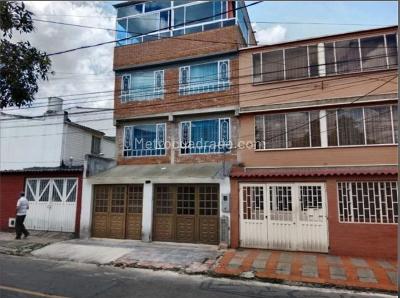 Casa de 5 alcobas en venta en La Serena, Bogotá, 306 m² · foto 2 de 14