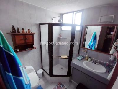 Apartamento de 4 alcobas en venta en Santabarbara, Bogotá, 250 m² · foto 3 de 19