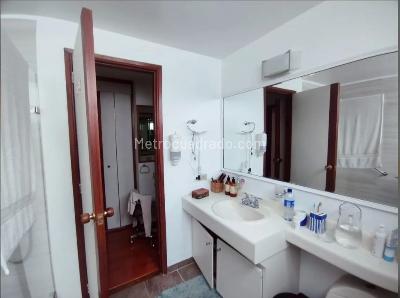 Apartamento de 4 alcobas en venta en Santabarbara, Bogotá, 250 m² · foto 6 de 19