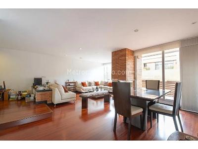 Apartamento en venta en Santa Barbara, Bogotá · foto 2 de 20