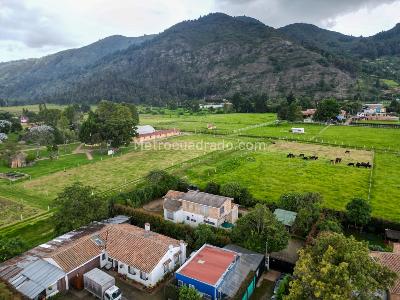 Casa de 3 alcobas en venta en Chicala, Chía, 927 m² · foto 11 de 11