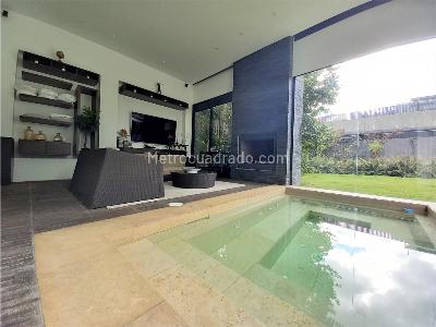Casa de 4 alcobas en venta en Santa Ana Oriental, Bogotá, 674 m² · foto 3 de 20