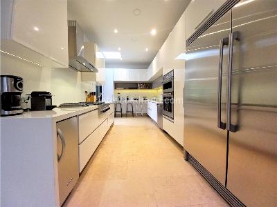 Casa de 4 alcobas en venta en Santa Ana Oriental, Bogotá, 674 m² · foto 15 de 20