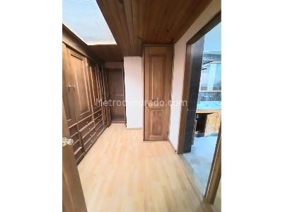 Apartamento de 3 alcobas en venta en Unicentro, Bogotá, 175 m² · foto 4 de 17