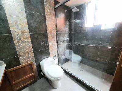 Apartamento de 3 alcobas en venta en Unicentro, Bogotá, 175 m² · foto 10 de 17