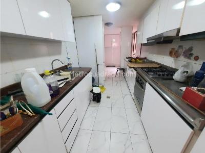 Apartamento de 3 alcobas en venta en Unicentro, Bogotá, 175 m² · foto 11 de 17