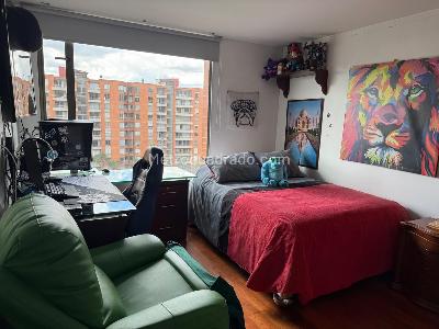 Apartamento de 4 alcobas en venta en Ciudad Salitre Navarra, Bogotá, 212 m² · foto 10 de 20