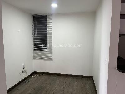 Apartamento de 3 alcobas en venta en Colina Campestre, Bogotá, 92 m² · foto 2 de 7