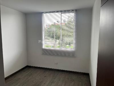Apartamento de 3 alcobas en venta en Colina Campestre, Bogotá, 92 m² · foto 4 de 7