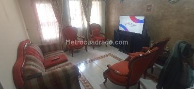 Casa de 5 alcobas en venta en San Pablo Fontibon, Bogotá, 380 m² · foto 14 de 19