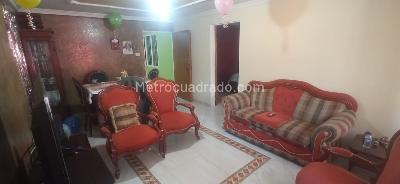 Casa de 5 alcobas en venta en San Pablo Fontibon, Bogotá, 380 m² · foto 17 de 19
