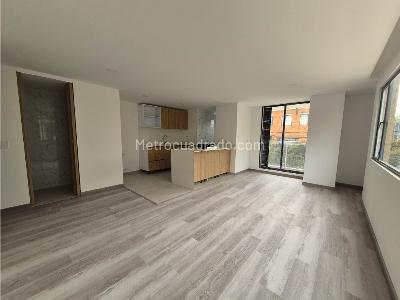 Apartamento en venta en Quinta Paredes, Bogotá · foto 2 de 14