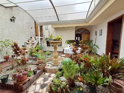 Casa de 5 alcobas en venta en Nuevo Country, Bogotá, 300 m² · foto 7 de 17