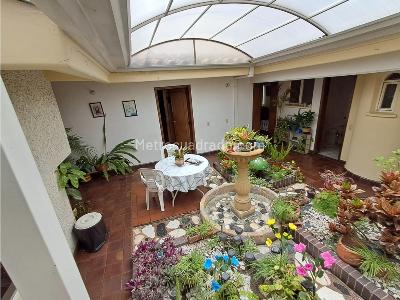 Casa de 5 alcobas en venta en Nuevo Country, Bogotá, 300 m² · foto 8 de 17