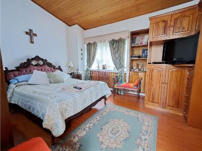Casa de 5 alcobas en venta en Nuevo Country, Bogotá, 300 m² · foto 11 de 17