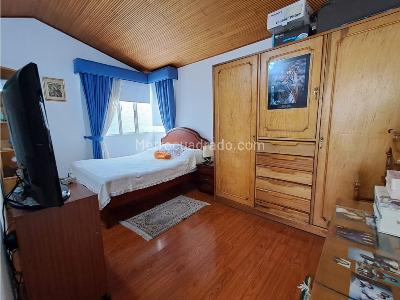 Casa de 5 alcobas en venta en Nuevo Country, Bogotá, 300 m² · foto 14 de 17