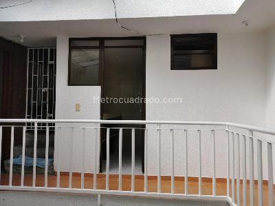 Casa en venta en San Fernando Occidental, Bogotá · foto 9 de 20