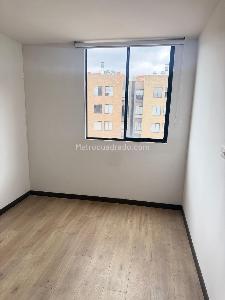 Apartamento de 3 alcobas en venta en Nueva Colina Campestre, Bogotá, 61 m² · foto 3 de 11