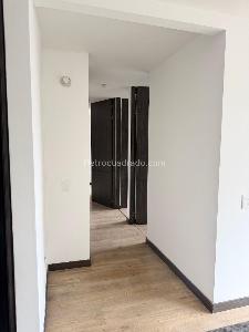 Apartamento de 3 alcobas en venta en Nueva Colina Campestre, Bogotá, 61 m² · foto 5 de 11