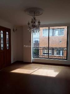 Apartamento de 3 alcobas en venta en San Patricio Santa Barbara, Bogotá, 139 m² · foto 4 de 13