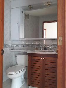 Apartamento de 3 alcobas en venta en San Patricio Santa Barbara, Bogotá, 139 m² · foto 6 de 13