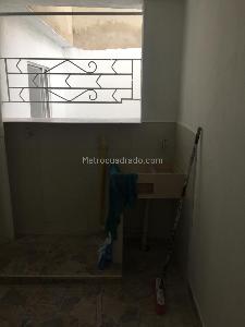 Casa de 5 alcobas en venta en Quirigua Engativa, Bogotá, 216 m² · foto 3 de 20