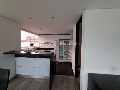 Apartamento de 3 alcobas en arriendo en Rincon Del Chico, Bogotá, 110 m² · foto 2 de 11