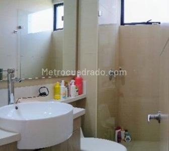 Apartamento en venta en San Jose De Bavaria, Bogotá · foto 4 de 17