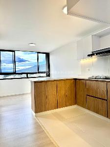 Apartamento en venta en Pradera Norte, Bogotá · foto 2 de 12