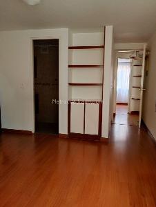 Apartamento en venta en Mirandela, Bogotá · foto 6 de 17
