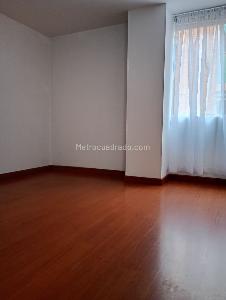 Apartamento en venta en Mirandela, Bogotá · foto 8 de 17