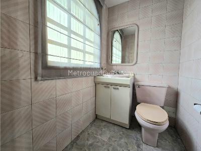 Casa de 4 alcobas en venta en Cerros De Niza, Bogotá, 400 m² · foto 9 de 20