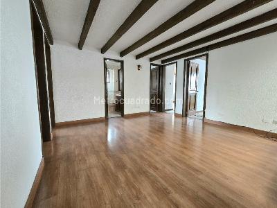 Casa de 4 alcobas en venta en Cerros De Niza, Bogotá, 400 m² · foto 18 de 20