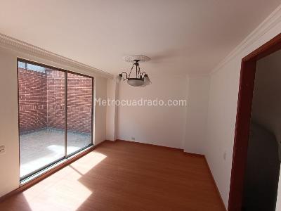Casa de 3 alcobas en venta en Gratamira, Bogotá, 202 m² · foto 12 de 17