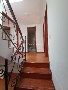 Casa de 3 alcobas en venta en Gratamira, Bogotá, 202 m² · foto 8 de 17