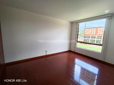 Apartamento en venta en La Colina Campestre, Bogotá · foto 4 de 20