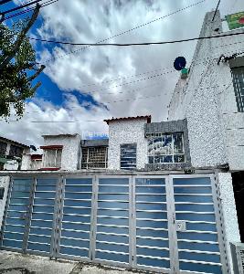 Casa en venta en El Morisco, Bogotá · foto 2 de 10