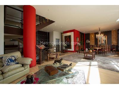 Casa de 4 alcobas en venta en Los Rosales, Bogotá, 496 m² · foto 3 de 20