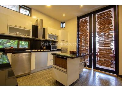 Casa de 4 alcobas en venta en Los Rosales, Bogotá, 496 m² · foto 7 de 20
