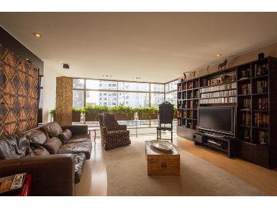 Casa de 4 alcobas en venta en Los Rosales, Bogotá, 496 m² · foto 13 de 20