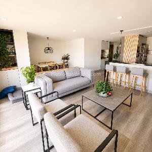Apartamento de 3 alcobas en venta en El Contador Alcala, Bogotá, 95 m² · foto 2 de 18