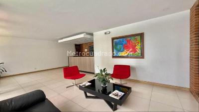 Apartamento en venta en San Patricio, Bogotá · foto 2 de 18