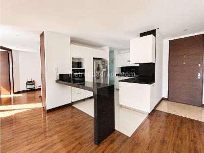 Apartamento de 3 alcobas en venta en San Patricio, Bogotá, 123 m² · foto 13 de 20