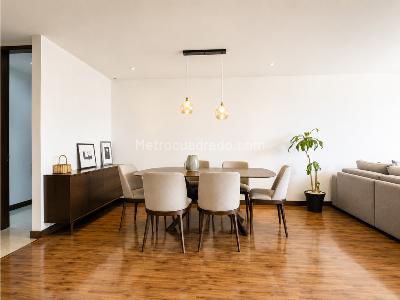 Apartamento de 3 alcobas en venta en San Patricio, Bogotá, 123 m² · foto 4 de 20