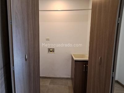 Apartaestudio en venta en Santa Barbara, Bogotá, 47 m² · foto 8 de 13