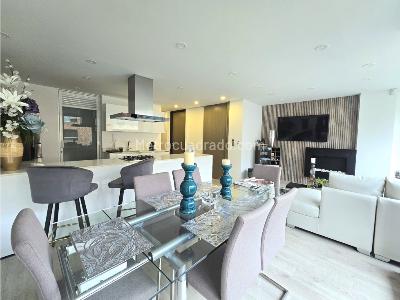Apartamento de 3 alcobas en venta en Chico Reservado, Bogotá, 116 m² · foto 8 de 20