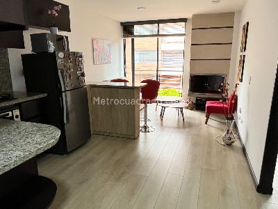 Apartaestudio en venta en Santa Bibiana, Bogotá, 46 m² · foto 3 de 20