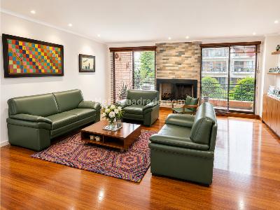 Apartamento de 4 alcobas en venta en Chico Navarra, Bogotá, 230 m² · foto 3 de 20