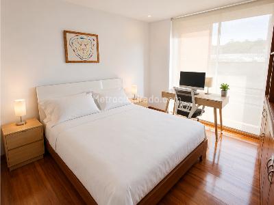 Apartamento de 4 alcobas en venta en Chico Navarra, Bogotá, 230 m² · foto 13 de 20