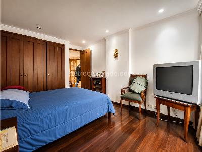 Apartamento de 3 alcobas en venta en La Carolina, Bogotá, 208 m² · foto 15 de 20